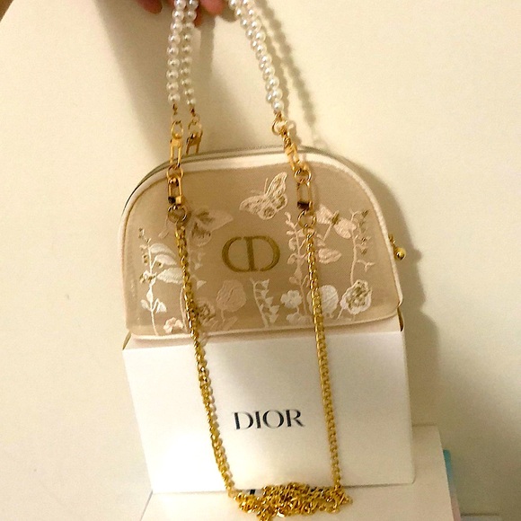 DIOR Mesh Embroidered pouch - Picture 3 of 10